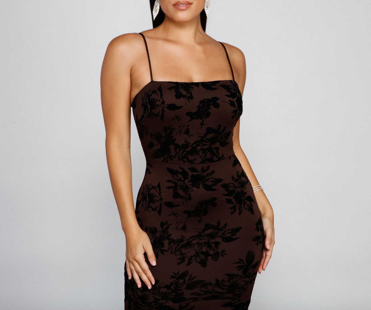 Velvet Dress with Mermaid Shape