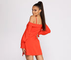 Cold-Shoulder Linen Tunic with Button Front