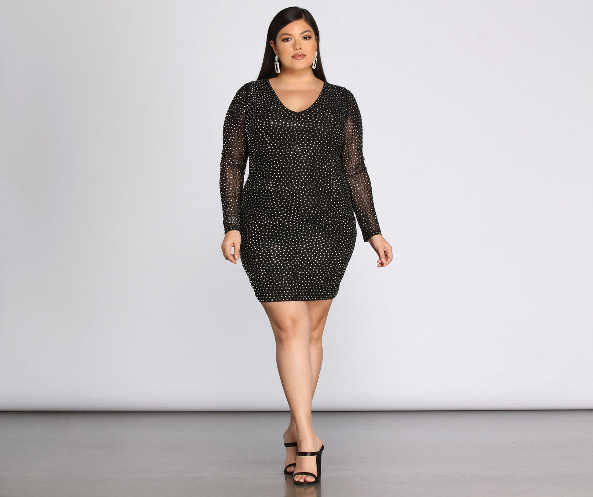 Mesh Plunging V-Neck Embroidered Matching Set