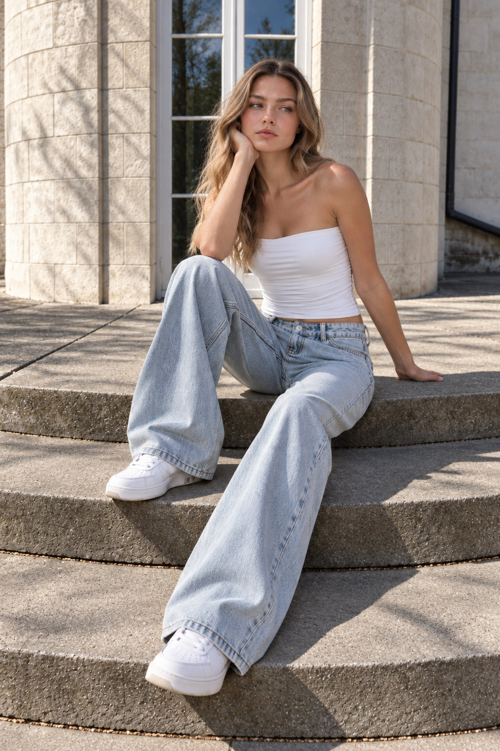 Low Rise Light Wash Wide Leg Jeans