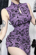Vintage-Inspired Gothic Purple Dress