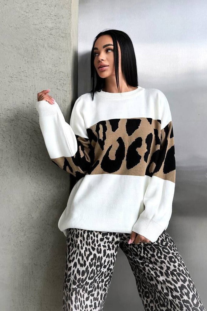 Colorblock Knit Sweater with Leopard Print