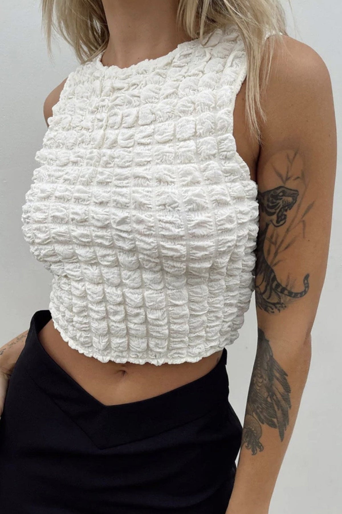 Textured Cropped Tank Top in Beige