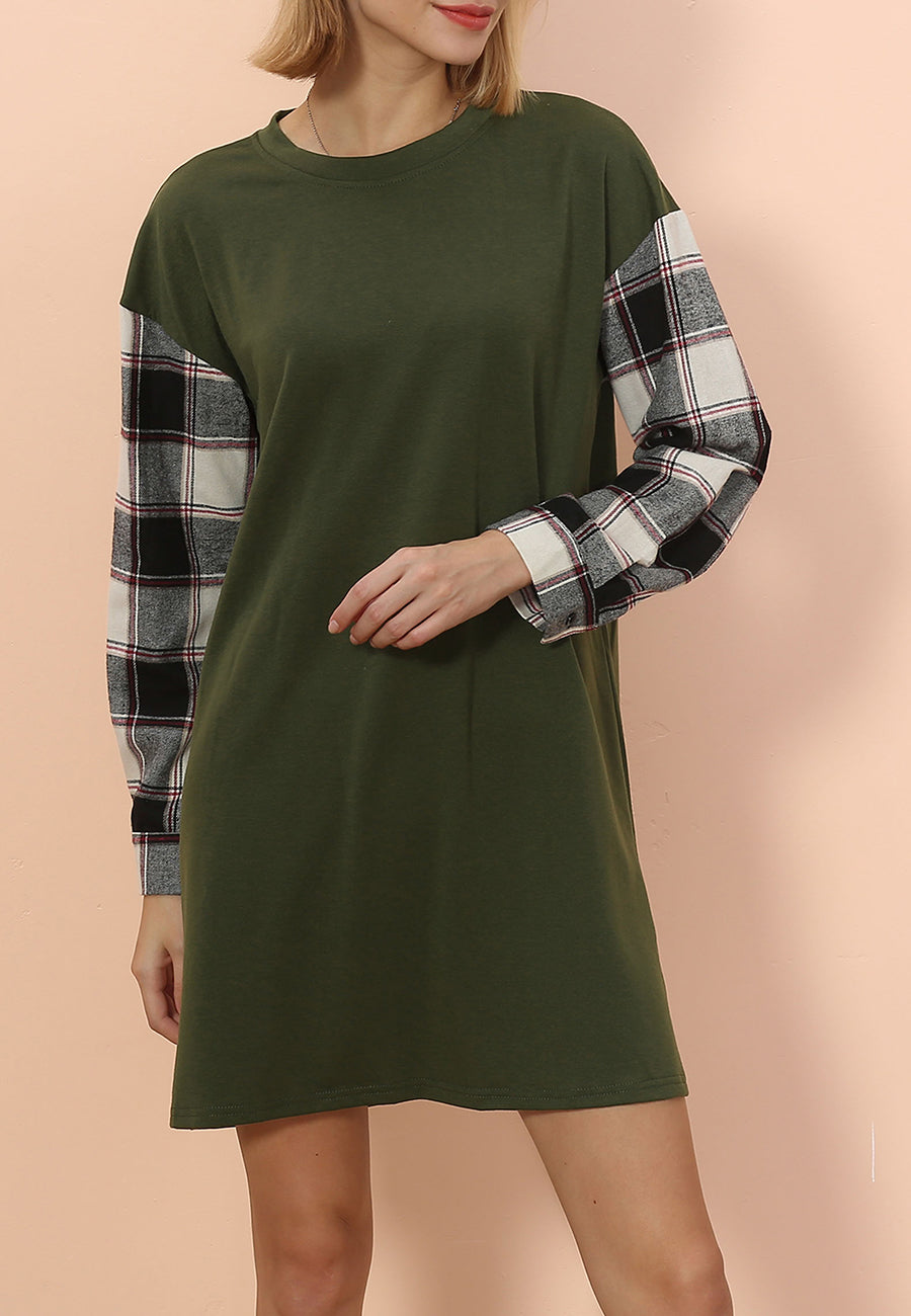 Plaid Crew-Neck Dress with Long Sleeves