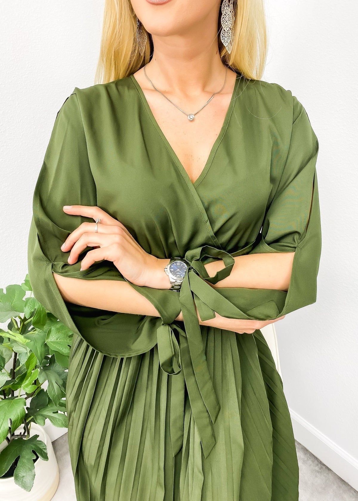 Cutout Polyester Dress with Pleats