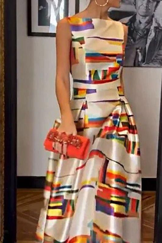 Printed Slim-Fit Sleeveless Dress