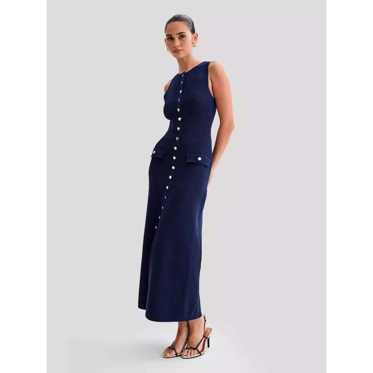Slim-Fit Crew-Neck Sleeveless Maxi Dress