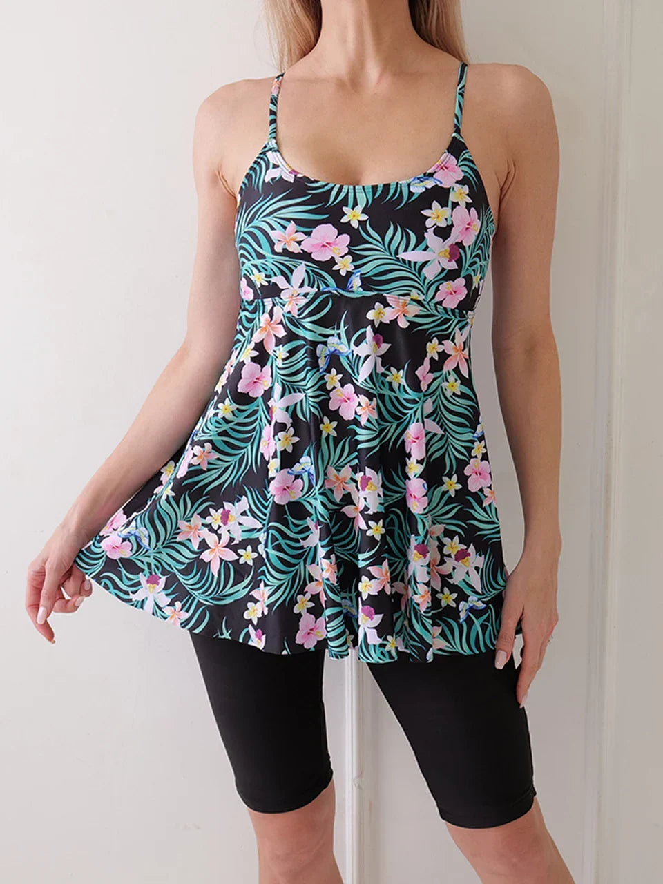Printed Knee Shorts Tankini Two Piece Set Green Leaves Black / S