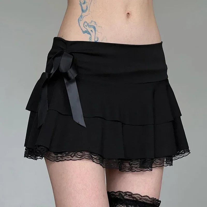 Low Waist Bow Stitching Mini Skirt Black / S