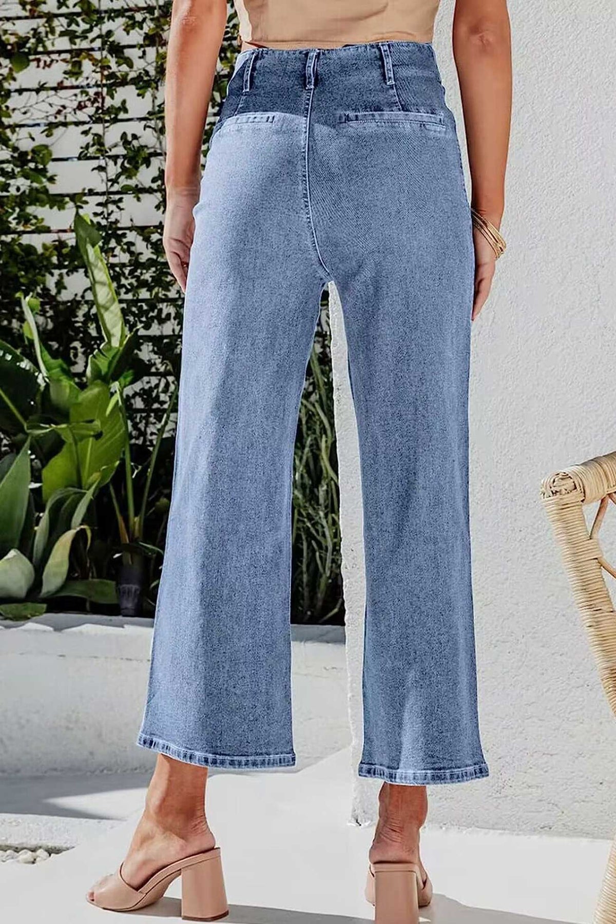 Cropped Jeans with High Waist
