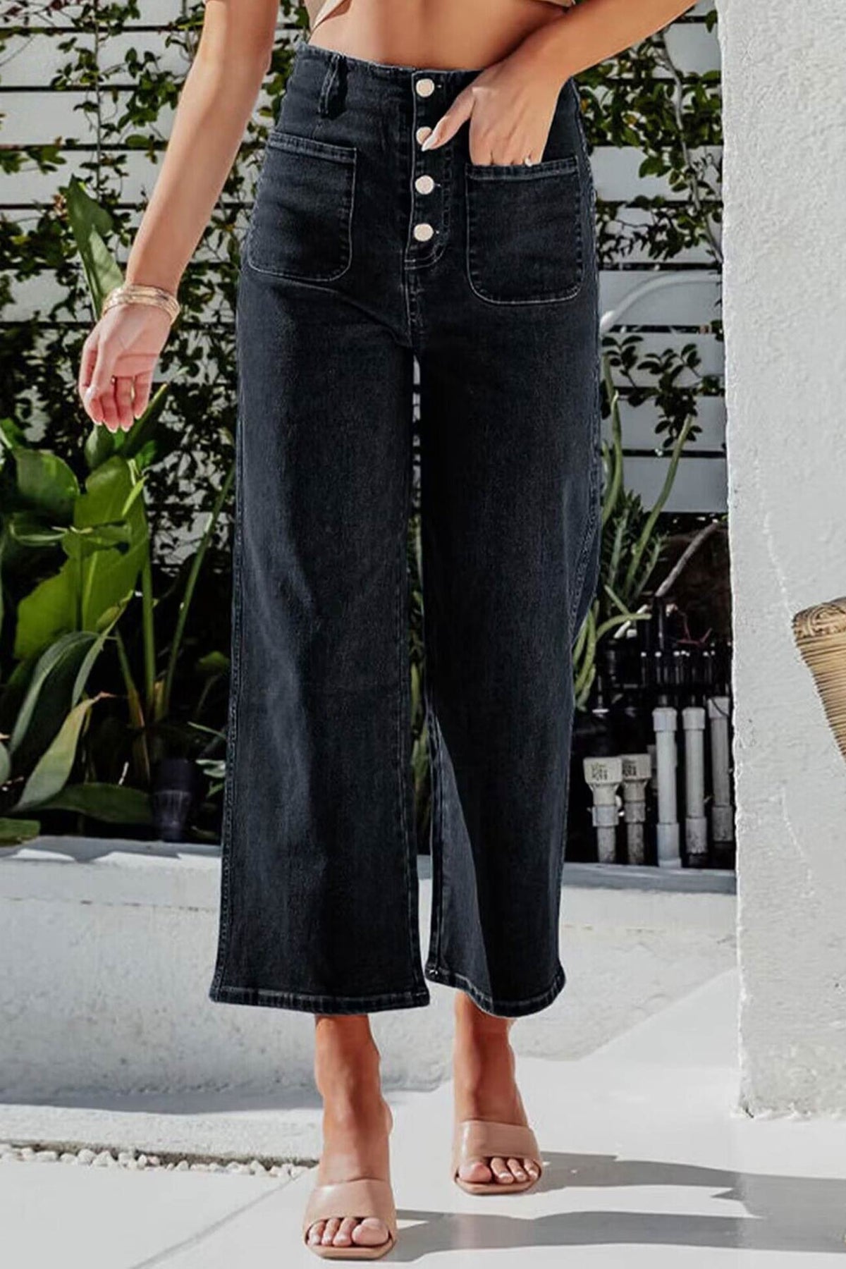 Cropped Jeans with High Waist