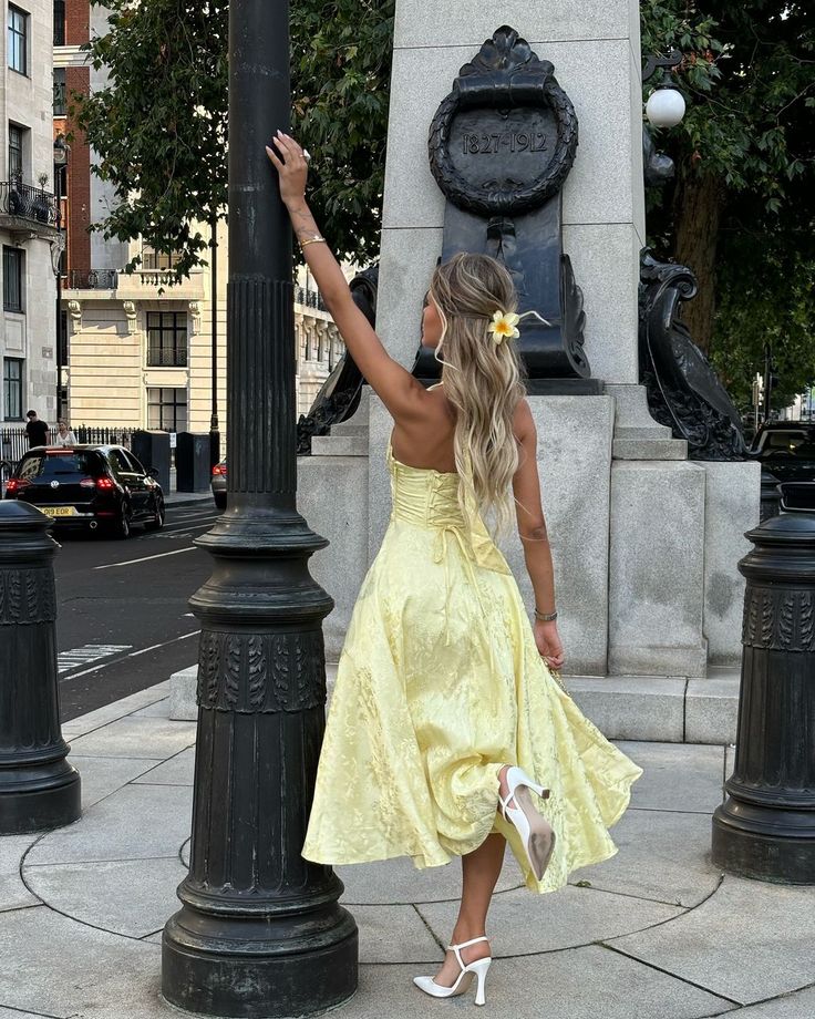 Halter Midi Dress with Sleeveless Cut