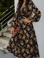 Vintage-Inspired Printed Dress with Long Sleeves